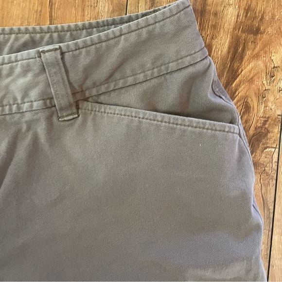 EDDIE BAUER Women’s Brown Slacks Khaki Blakely Fit Size 10 - Picture 10 of 16